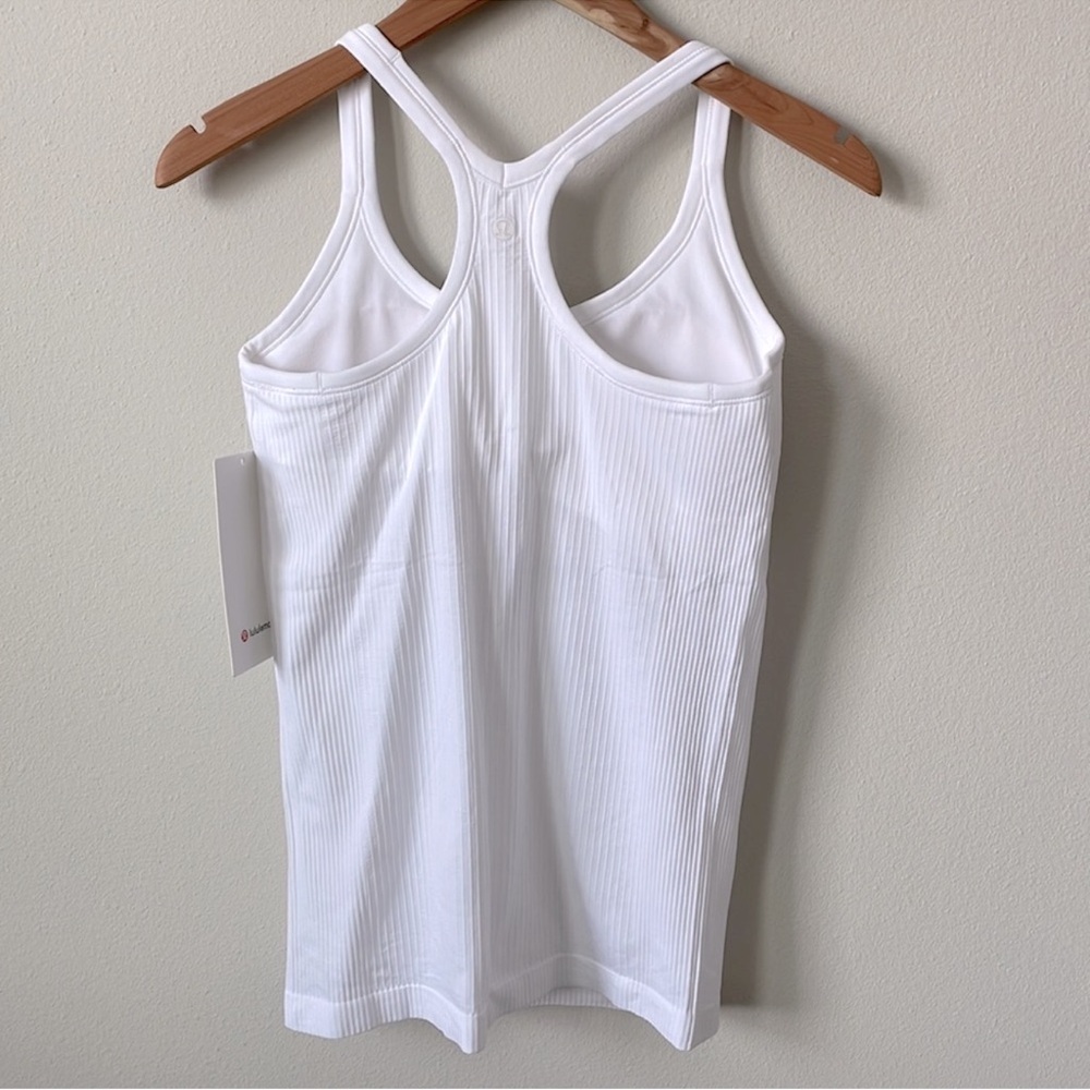 NWT Lululemon Ebb To Street Tank White Size 4 - Picture 2 of 8